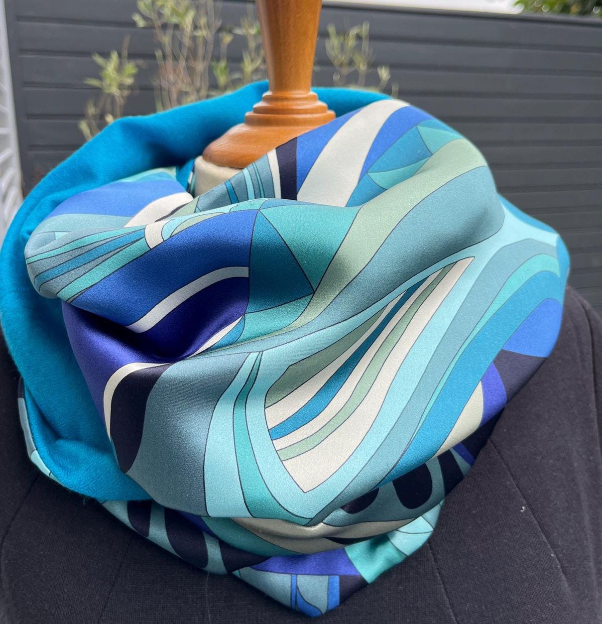 Kaschmir-Schal mit Aufdruck